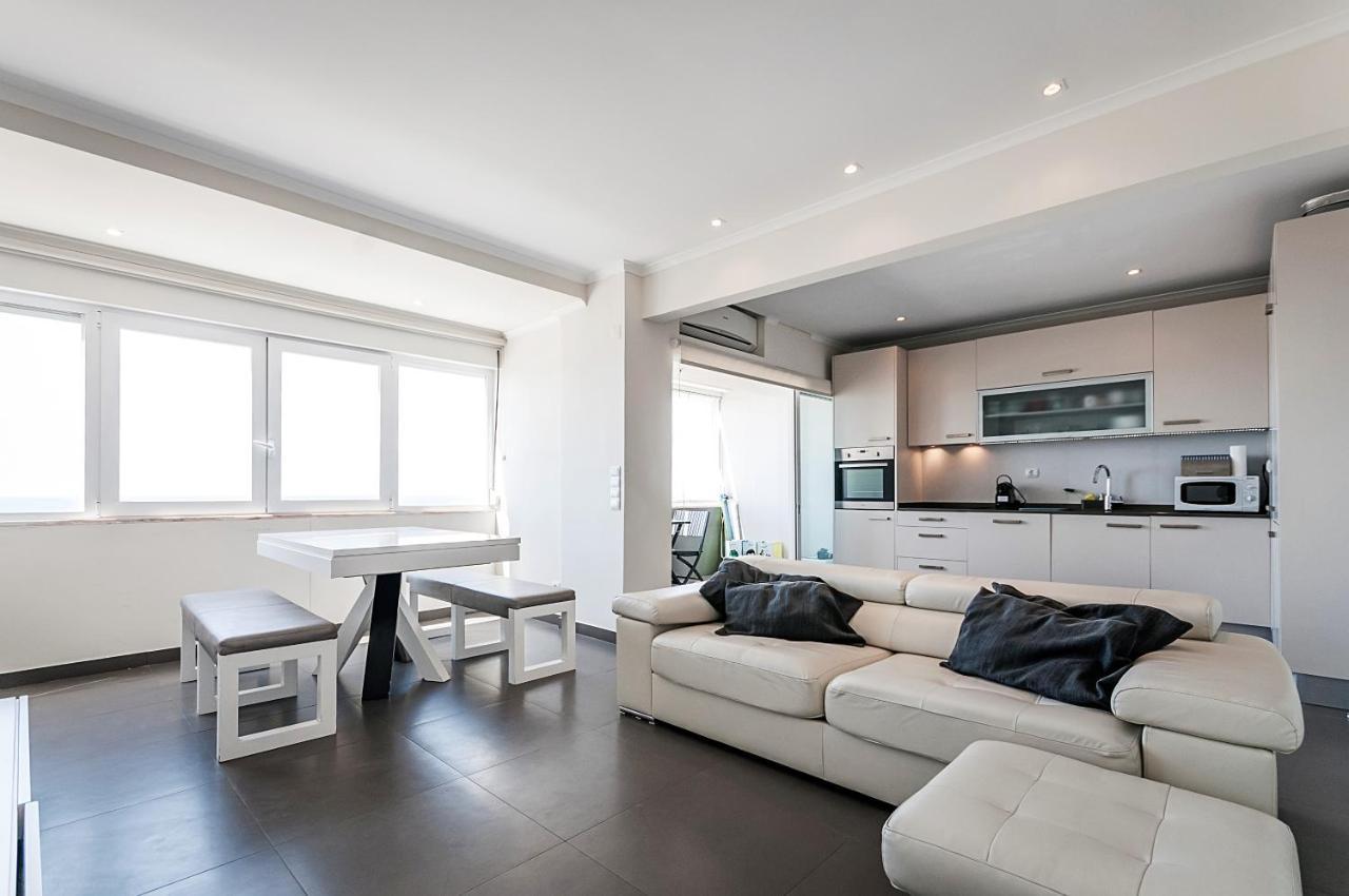 Amazing Apartment In Costa Da Caparica Exterior photo